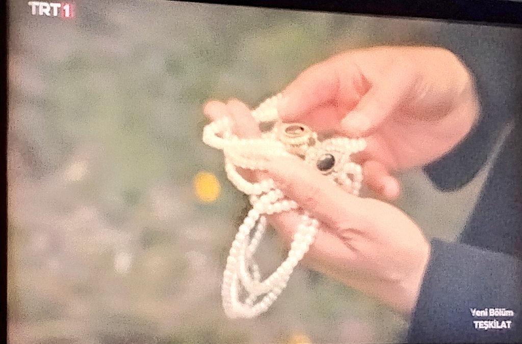 𝓑𝓾̈𝓼̧𝓻𝓪🖤 tweet media