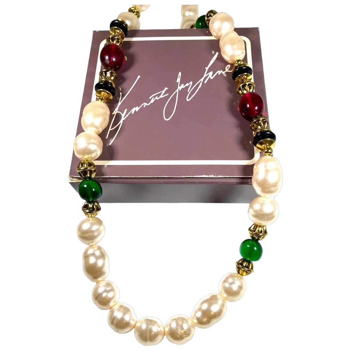 ClarasJewelry's tweet image. Kenneth Jay Lane Imitation Pearls Red Green Beaded Renaissance Necklace 1989 MIB
#rubylane #vintage #retro #necklace #designer #hautecouture #beads #pearls #vintagejewelry #giftideas #jewelryaddict  #vintagebeginshere rubylane.com/item/136230-E1…