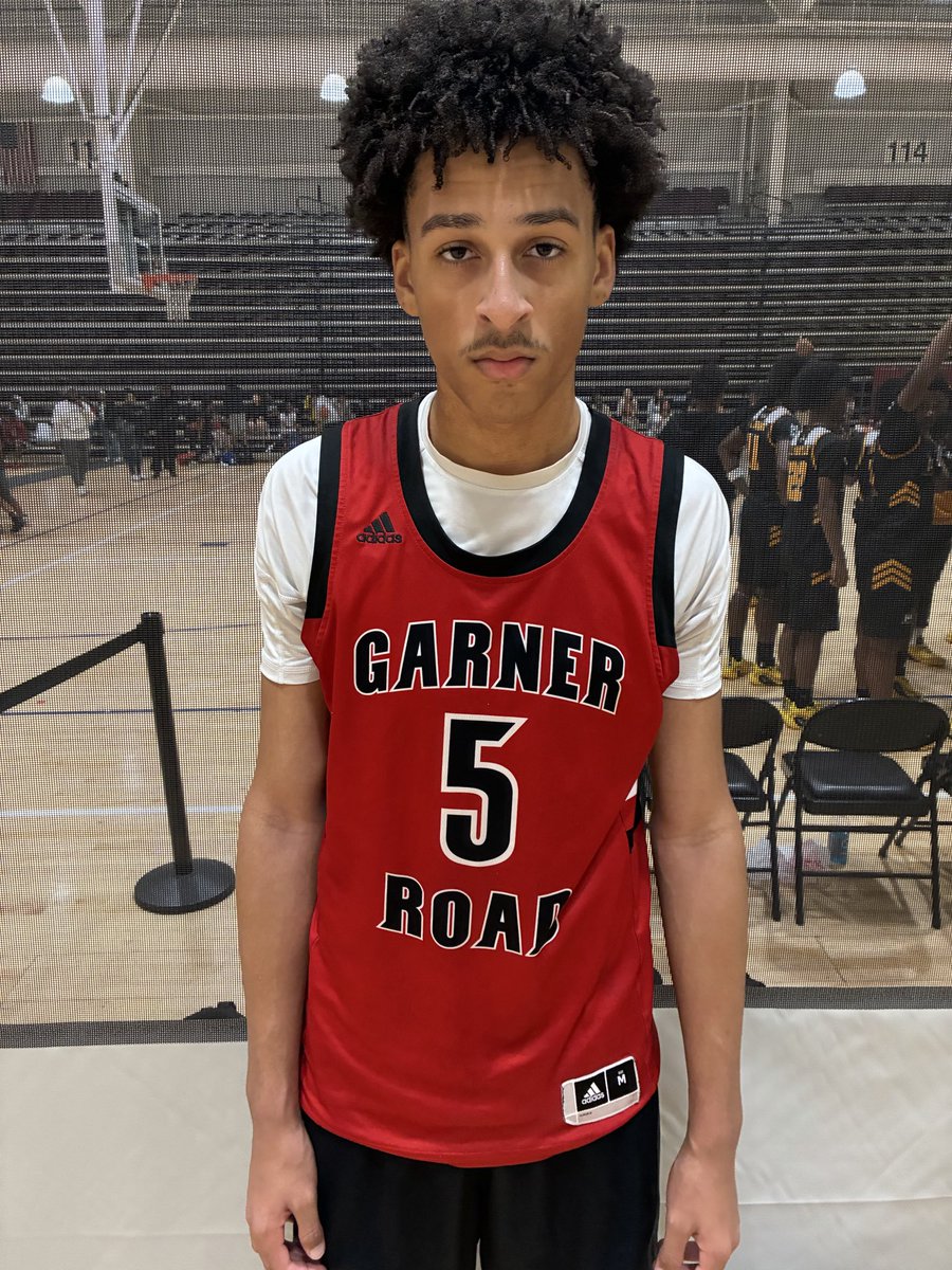 CoachGarrisjr's tweet photo. 2029 Langston Johnson (G-Road) finished with 20pts vs. NLBD, producing efficiently as an athletic forward.
Johnson consistently puts himself in scoring position with his activity and movement, whether it’s in transition, on cuts, attacking second-chance opportunities.
@NGSHoops https://t.co/bbFv8AWOz4