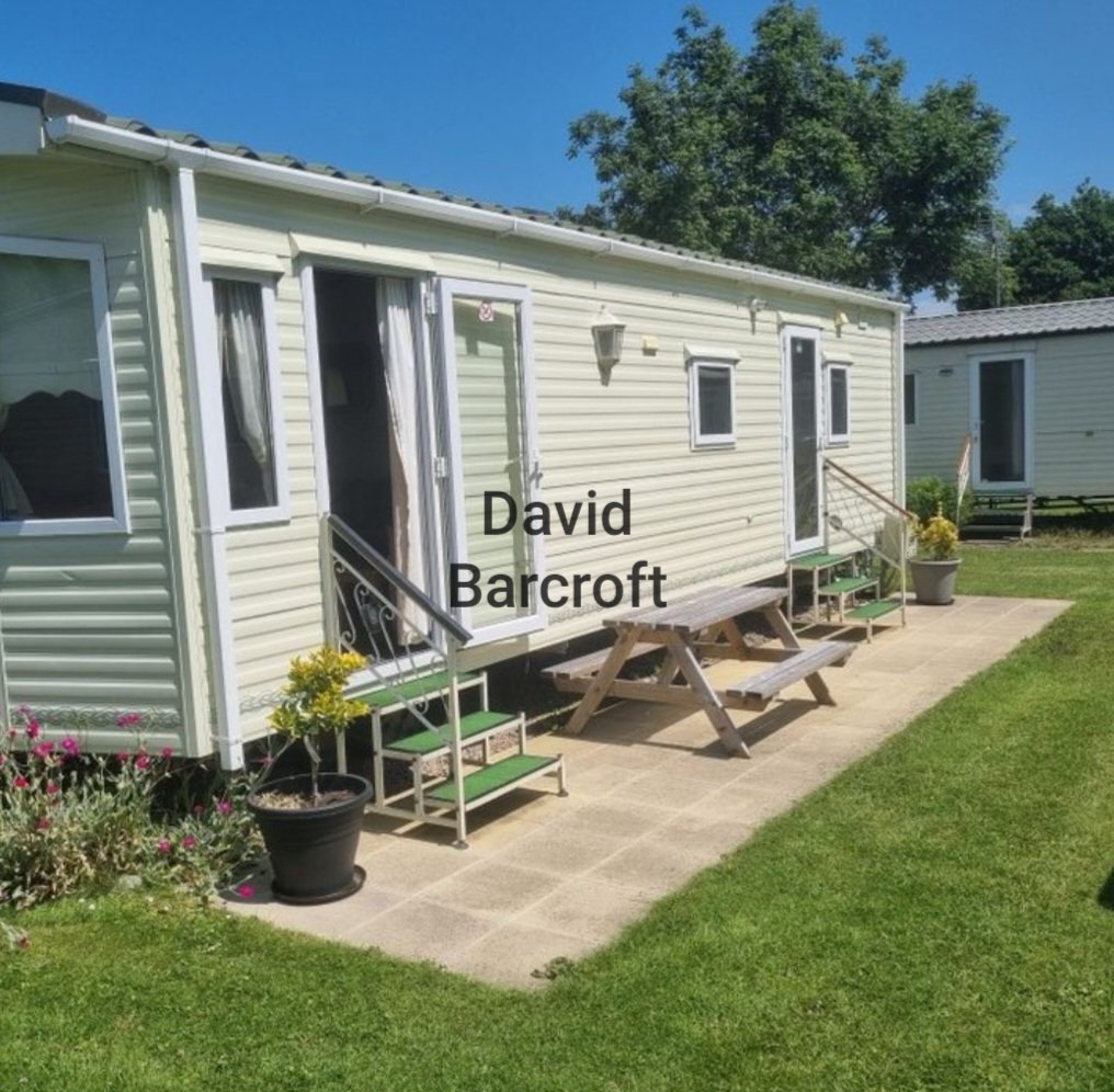 daveb1961's tweet photo. Conwy. new power  shower,  excellent central heating, and additional electric blow air heater, very clean caravan. 1 mile from beach and town centre and 2 miles from train station. Bus stop at site entrance. From  £60 a night https://t.co/dmTboBEDKt