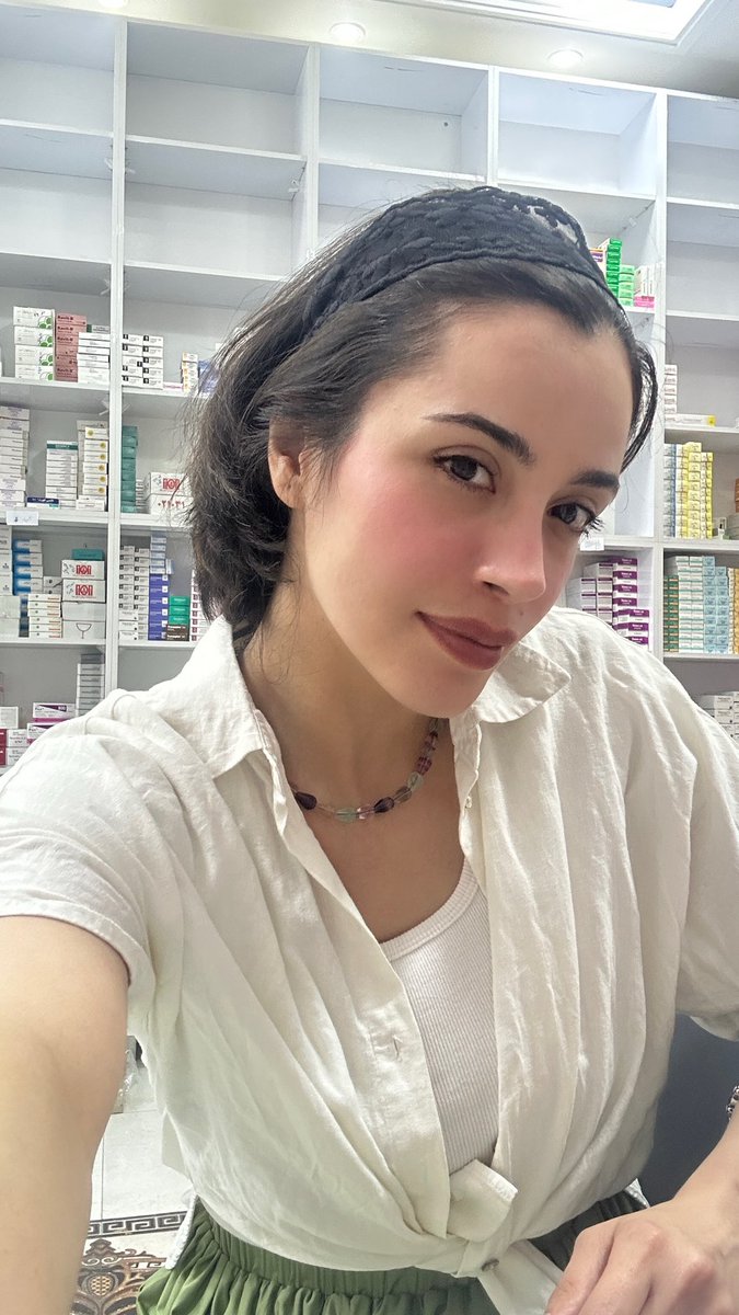 Green hazel tweet media