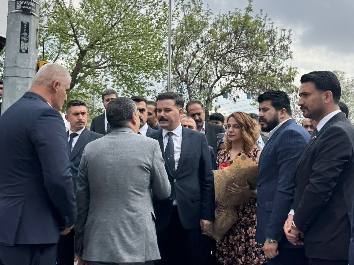 cenkgece's tweet photo. Ülkü Ocakları Gaziantep İl Başkanlığı Olarak 
MHP İl Başkanımız Sn.Sait Kılıç 27.Dönem MHP Milletvekilimiz Sn.Muhittin Taşdoğan Taş Medreseli Çilekeş ağabeylerimiz Önceki Dönemlerden Ocak Başkanlarımız İlçe Başkanlarımız ve yönetimleri 
Ülkücü Şehit Ailelerimizin Emanetleri kıymetli büyüklerimiz Gaziantepin kıymetli yerel basını STK'lar Mukaddes davamıza Gönül veren Milliyetçi Ülkücü Hareketin bütün mensupları olarak bugün MHP Gaziantep İl Başkanlığında bir araya geldik.
Cenabı Allah Milliyetçi Ülkücü Hareketin Birliği dirliğini daim etsin İnşallah.
@ayyildirim1