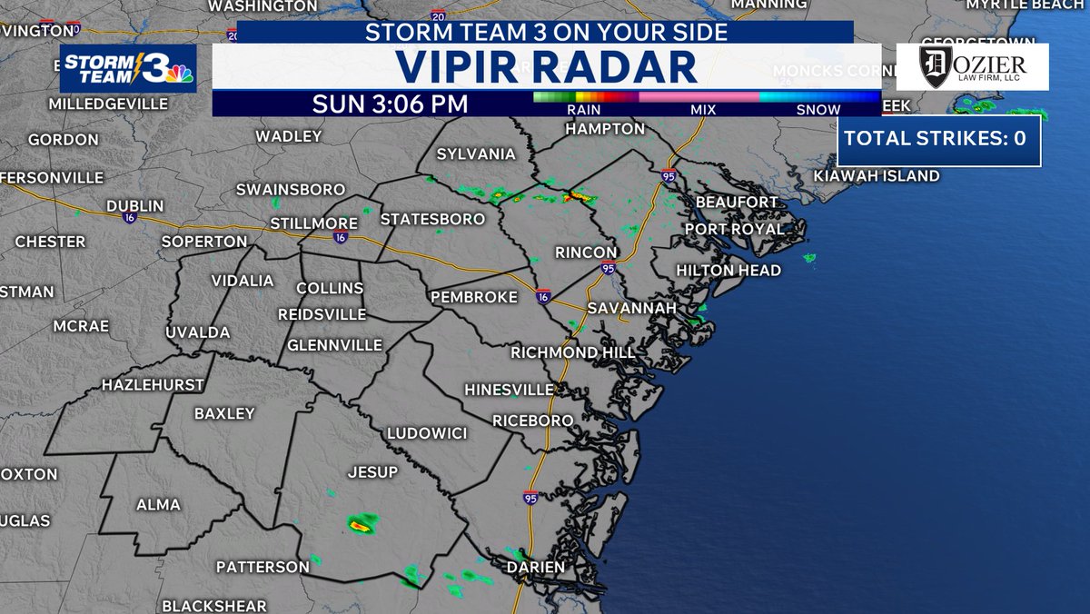 VORCASTWX's tweet image. Wildfire smoke &amp;amp; poor air quality continue, especially closer to the #Highway82Fire. Otherwise, some hit/miss showers anticipated through the evening. Cooler and breezier Monday! #sav #gawx #scwx #fire