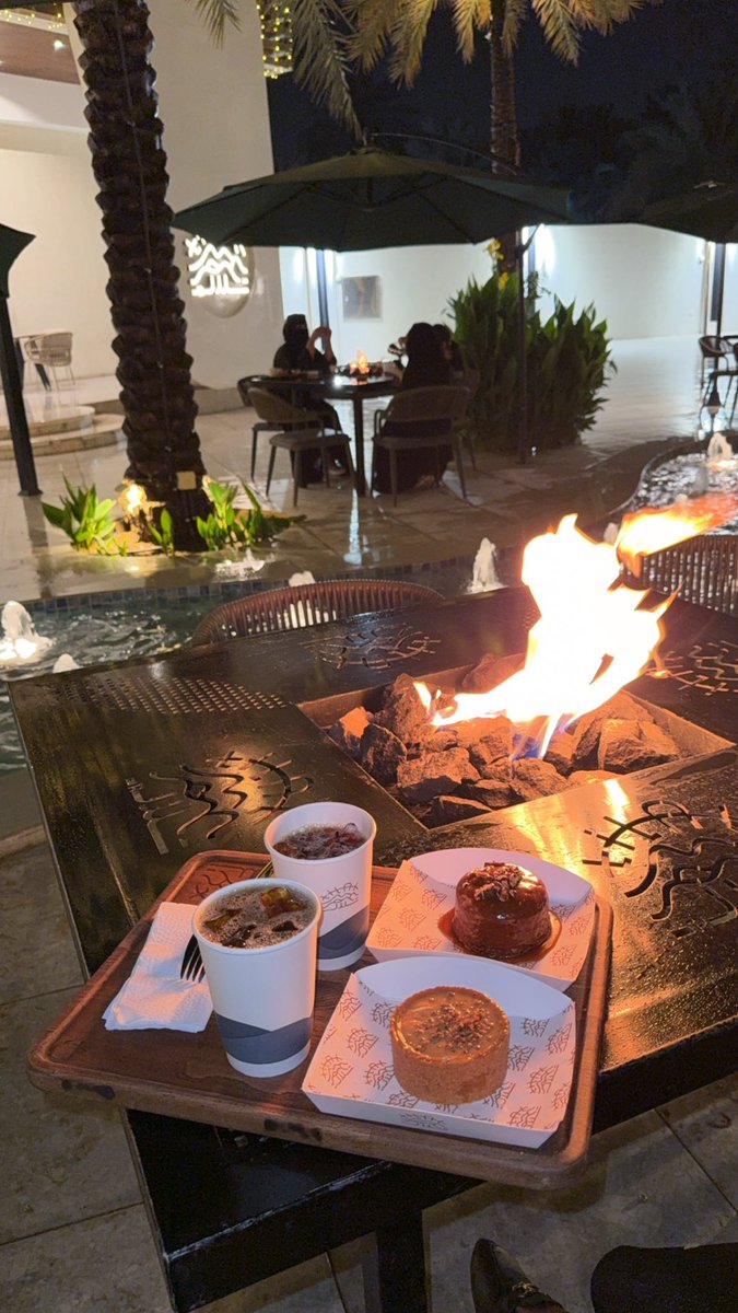 illi_x01's tweet photo. اذا حسيت نفسك مو اوكيه اشرب قهوة ☕️✨ https://t.co/pBuEFhtUaB