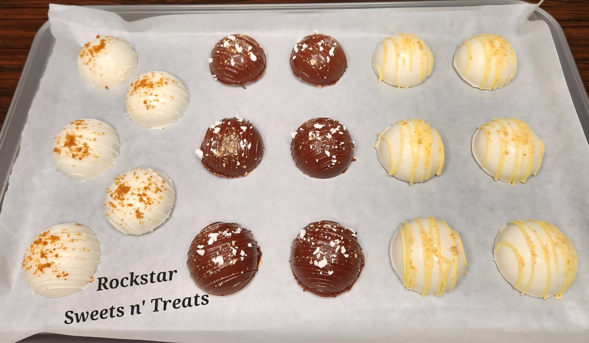 Yummy Truffle order for gift boxes!!
🍪 White chocolate cookie butter 
🍫 Smores 
🍋 Lemon Pie 

🎁 Gift boxes available at rockstarsweettreats.etsy.com 
☎️ For customized or bulk orders you can text 260-298-1590!