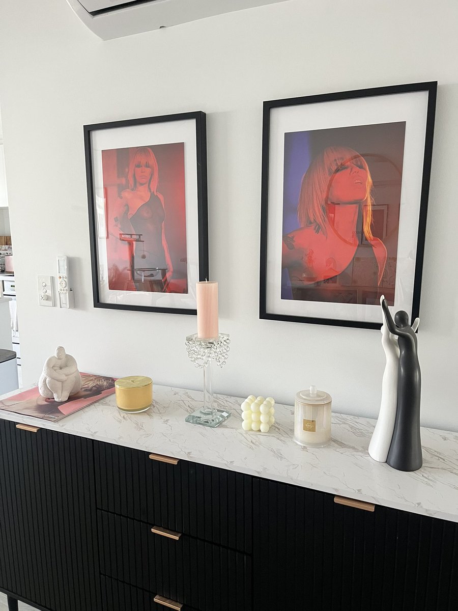 I had a 59YO man at my house last week doing some repairs and he clocks my miley prints and goes “that’s, that girl? Um..” and I was like “Miley Cyrus?” And he goes “yeah, cool!” And I was like WELL SIR DONT I HAVE A STORY FOR YOU