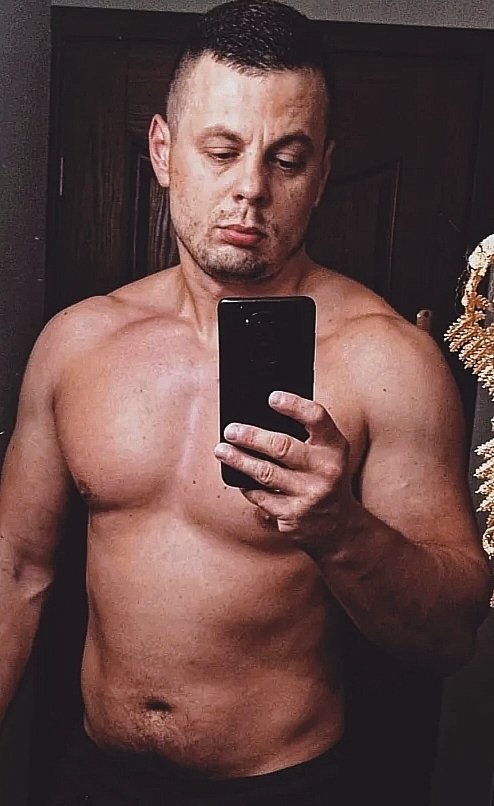 PiotrekPeter87's tweet image. #gym
#man
#muscle
😎💪😈