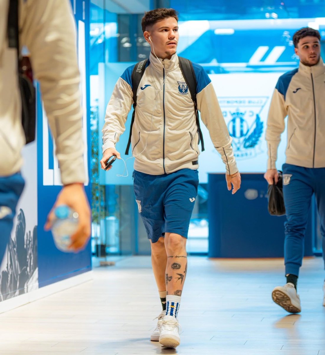 LegaFᴀɴᴛᴀsʏ tweet media