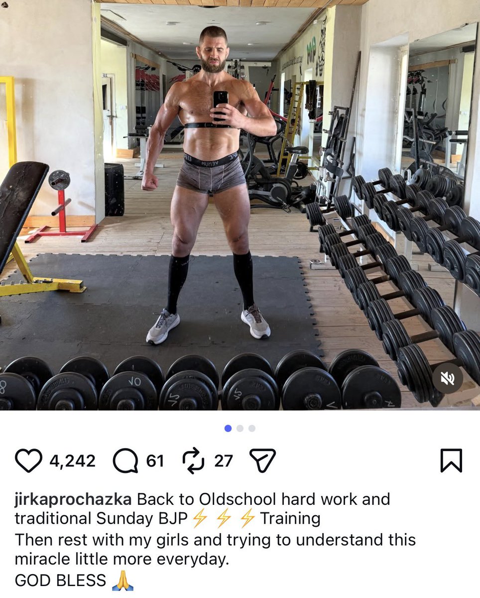 Dovy🔌 tweet media