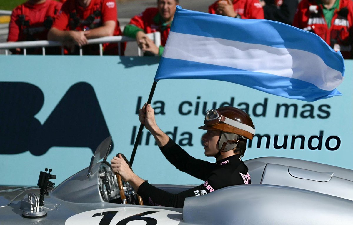 FormulaArgOK's tweet image. 🔥|| Más de 500.000 personas asistieron al #RoadShow de @FranColapinto y @AlpineF1Team en Buenos Aires, Argentina, rompiendo el récord que tenía Londres desde 2004, donde participaron Nigel Mansell, Jenson Button, Juan Pablo Montoya, David Coulthard y Martin Brundle... acá solo