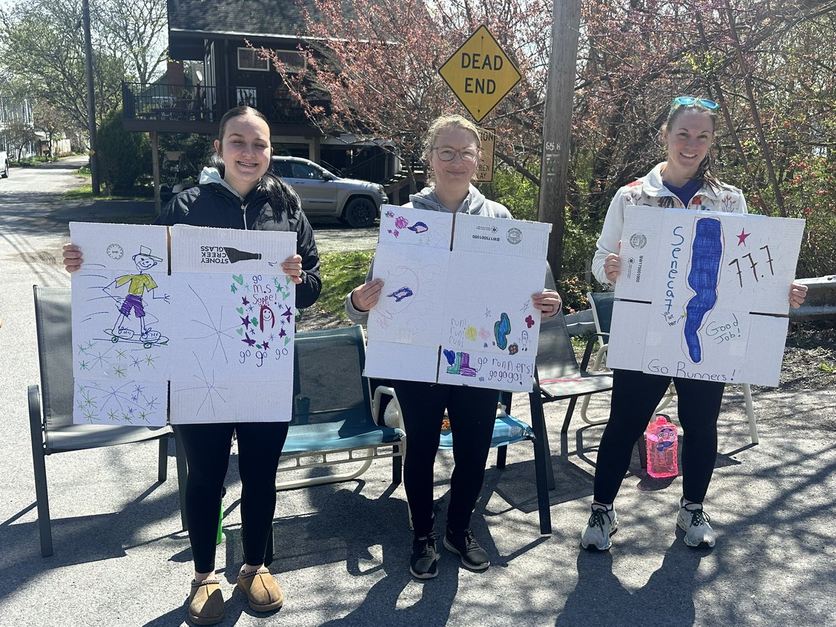 TheSeneca7's tweet photo. The cheering crew at Glenora Falls! https://t.co/jSg7TqJyKF
