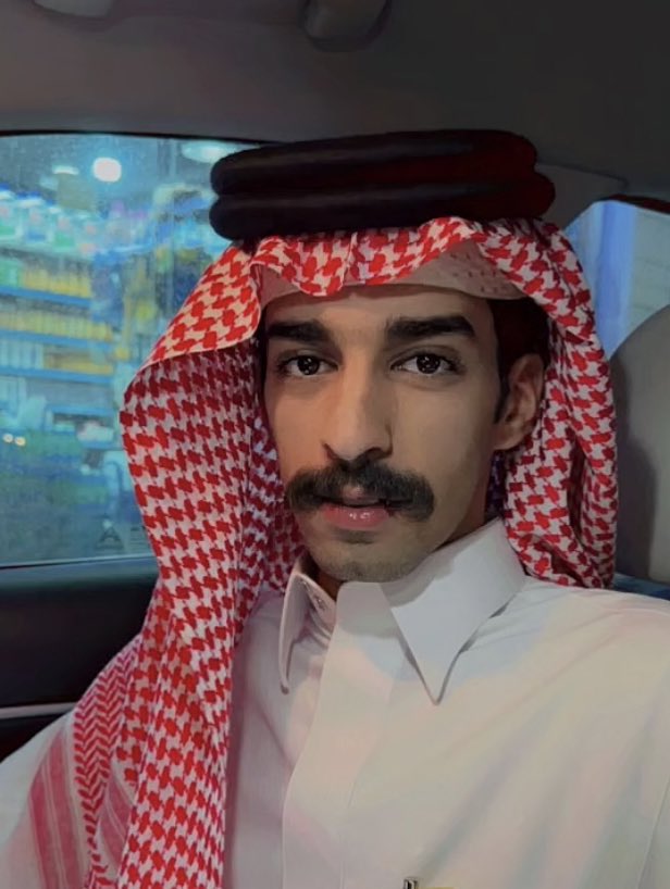 واو tweet media