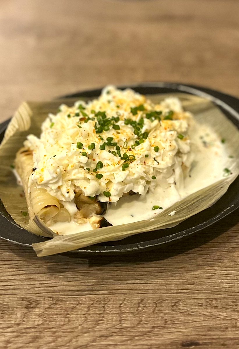 Bcnsingular's tweet image. Amb la cuina colombiana no acostumo a despertar gaires passions, però el Muysca (#Clot 135) és una altra dimensió. Tant l''ajiaco' -la millor sopa que he tastat mai?- com la resta de plats -brutal, la 'posta negra'- m'han entusiasmat. El restaurant on més he gaudit aquest 2026 🇨🇴