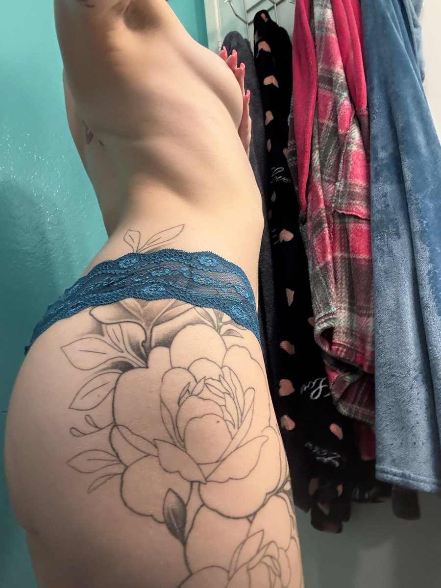 SnowPink ❄️💖 tweet media