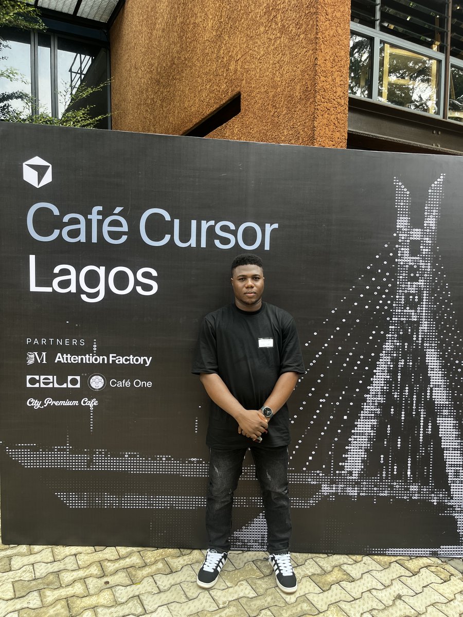 Pelumi | Software Engineer tweet media