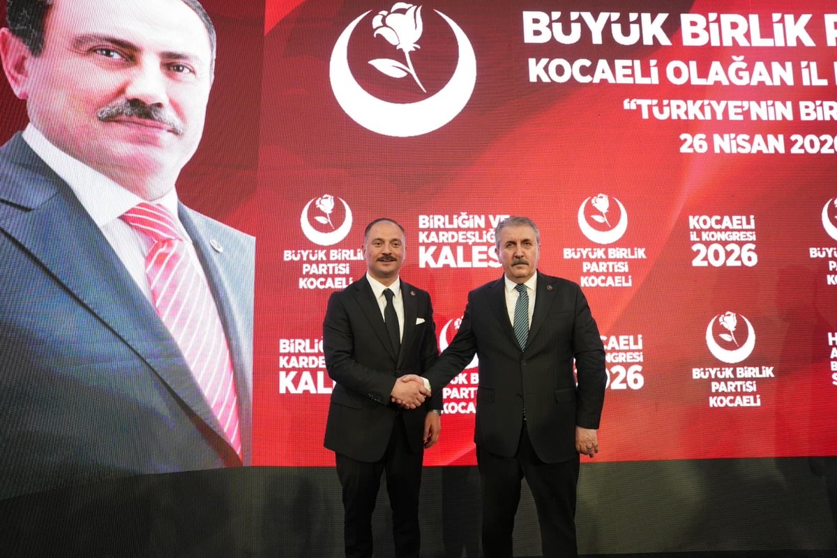 kupcumetehan's tweet photo. Yüce Allah’ıma ne kadar hamd etsem azdır.  
İl yönetim kurulu üyesi kardeşlerime ve ilçe başkanlarımın her birine ayrı ayrı çok teşekkür ediyorum.  
Alperen ocaklı kardeşlerime ve bütün misafirlerimize çok Teşekkür ediyorum.
Varlığınız daim olsun, Allah her birinizden razı olsun. https://t.co/47Whx5x4CW