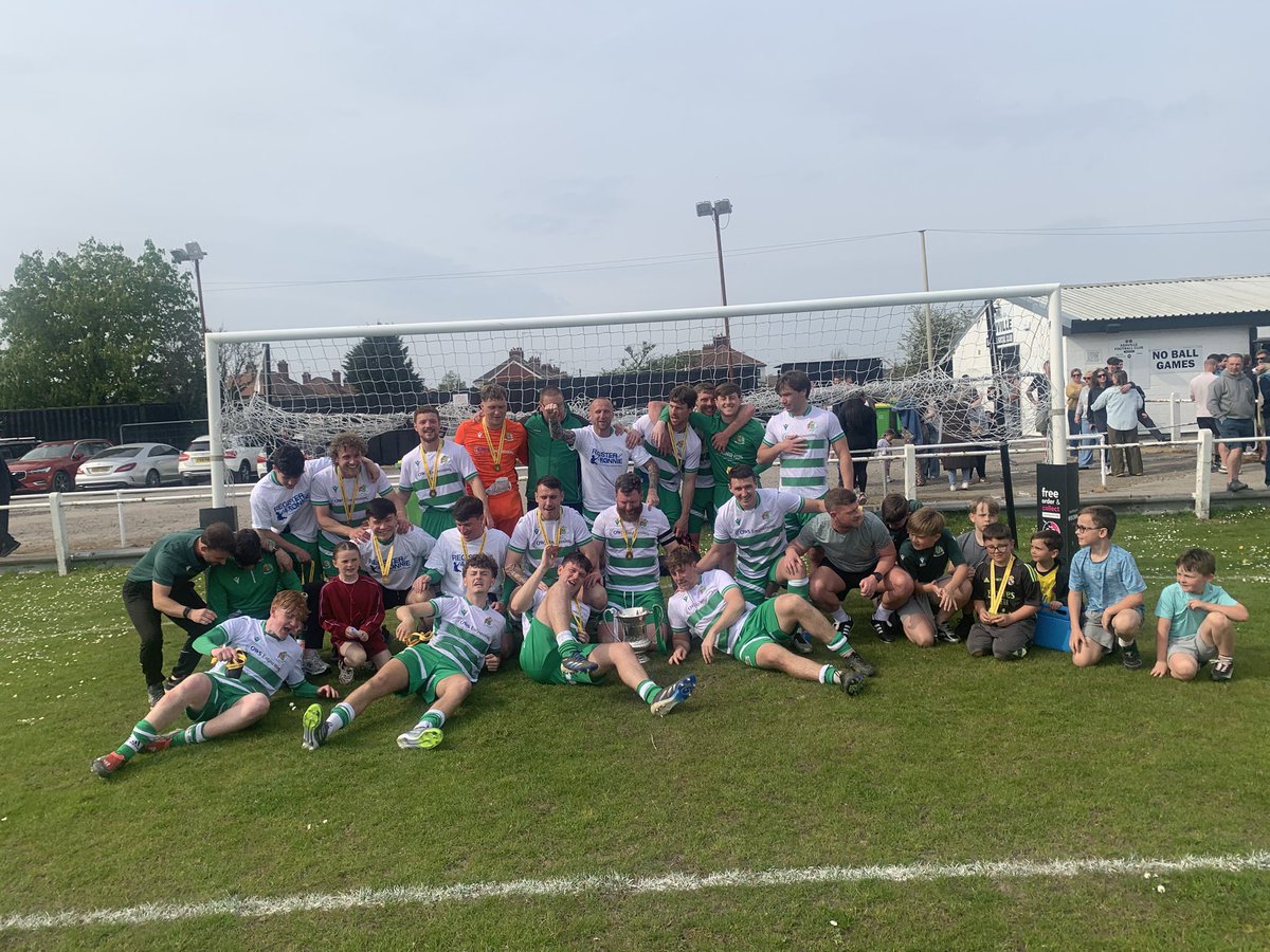 dockafc's tweet photo. That’s the 2nd cup in the trophy room for the 🟢⚪️
Congratulations to Ross, his management team and all the players 💚💚 https://t.co/6cFCUQQB0p