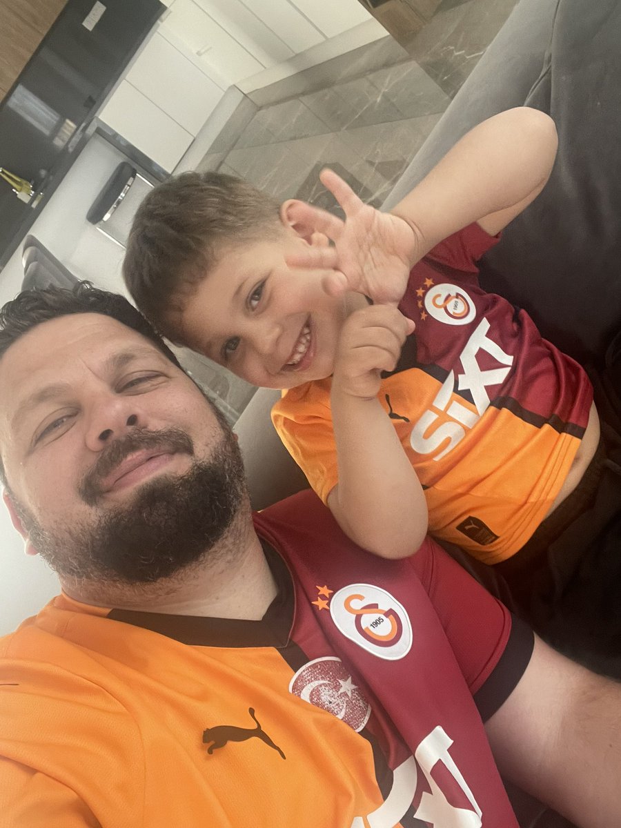 Cemil Burak Züğürt tweet media