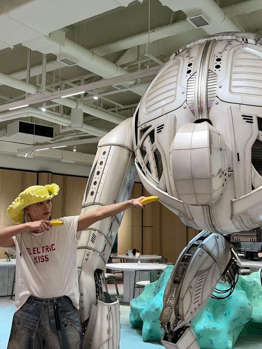 straykids_pt__'s tweet image. 🐥 Felix via Bubble 🐥 Parte 2

Todas as fotos disponíveis aqui ➡️instagram.com/p/DXjqU9tjZHZ/…  

#StrayKids #skz #stay #SkzPT #Portugal #Youmakestraykidsstay #Felix #Bubble