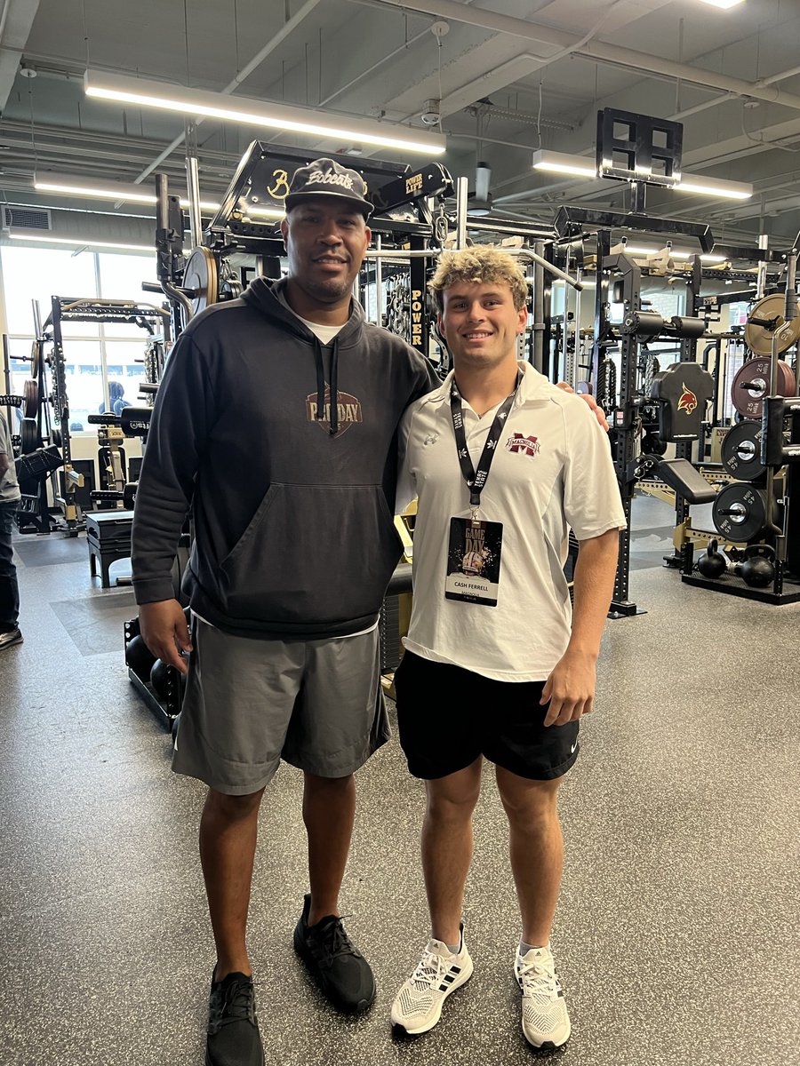 ferrell_cash's tweet photo. Really enjoyed my time with @CoachNealy at @TXSTATEFOOTBALL spring showcase! I appreciate the conversation and insight in what you’re looking for in a RB.  Looking forward to building our relationship. Thank you for the invite and opportunity - hope to be back soon!  @CoachGuillermo_ 

@mcneill_josh @CoachMartin_18 @DogFootball @CoachMBPatt @knapp_coach @TyCulp
@TheProtectUCrew @MickensJay @chasek_52
@ICBD_Training