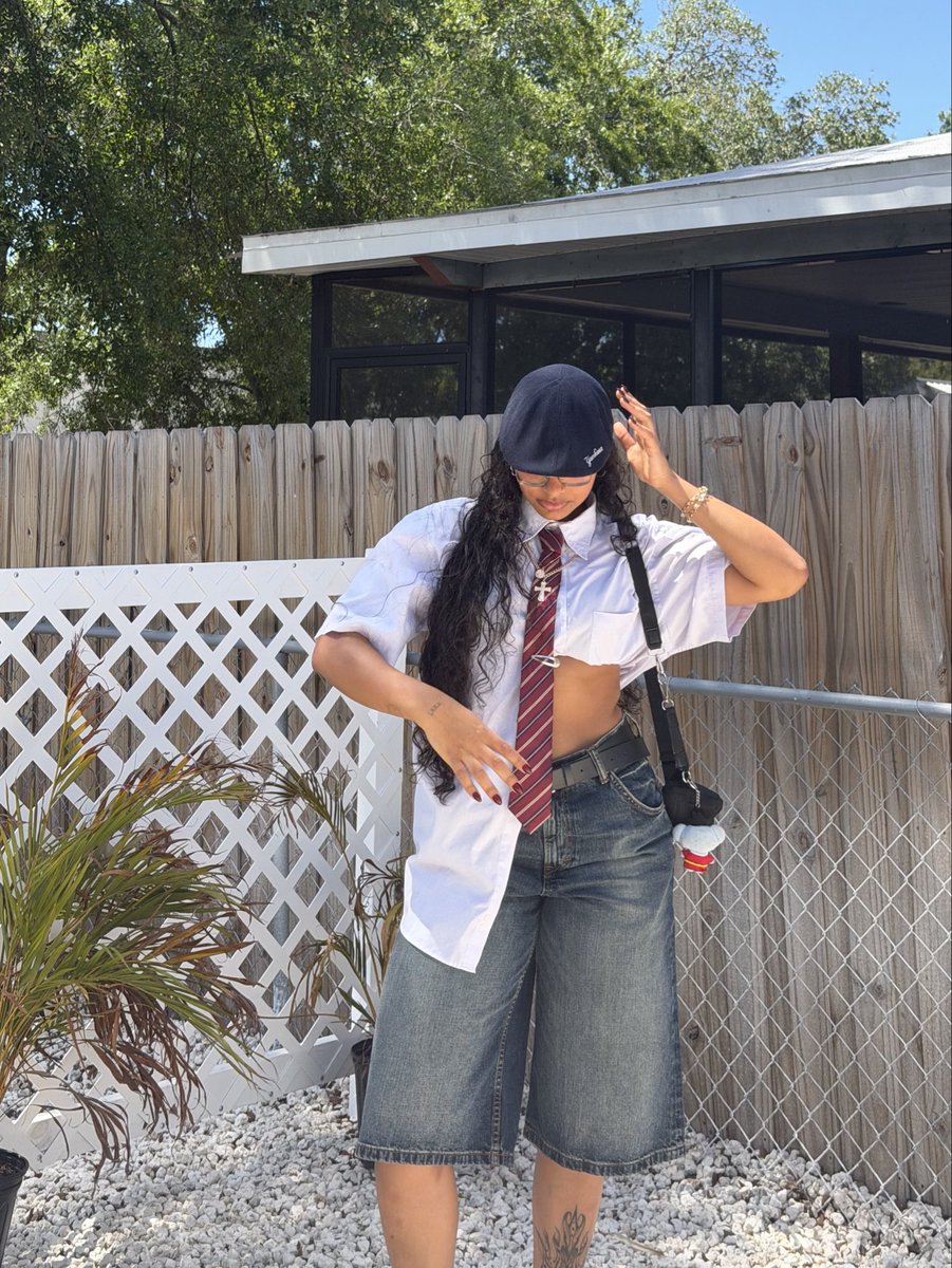 alexrang⁷ tweet media