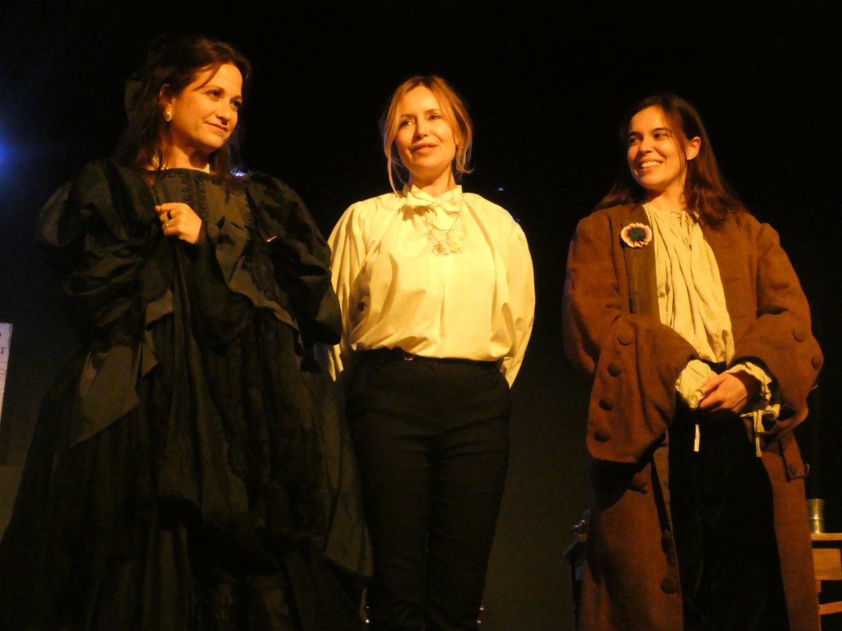 Stephanelive34's tweet image. Les Femmes Goldoni avec Céline Forest,  Marianne Chassagne-Berthier, Lou Defressigne A la Folie Théâtre Paris 26 avril 2026 #lesfemmesgoldoni #paristheatre #theatre #alafolietheatre