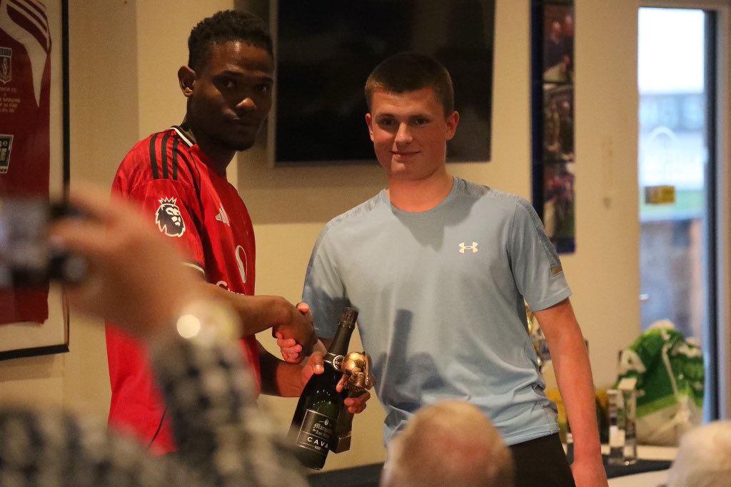 SupermarineFC's tweet photo. GOAL OF THE SEASON - Sid Gbla

An acrobatic effort in the first minute of our 3-1 victory at home to Bristol Manor Farm. https://t.co/JiS3IEBdJb
