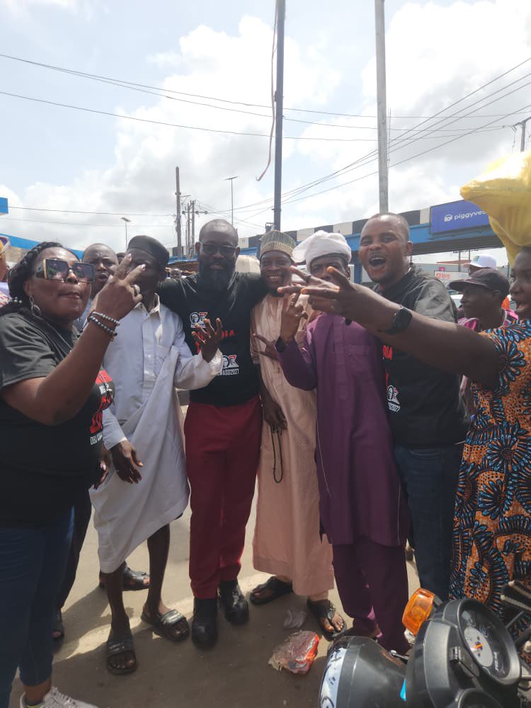 Dr Folaseye (ENT/Head &Neck Surgeon) tweet media