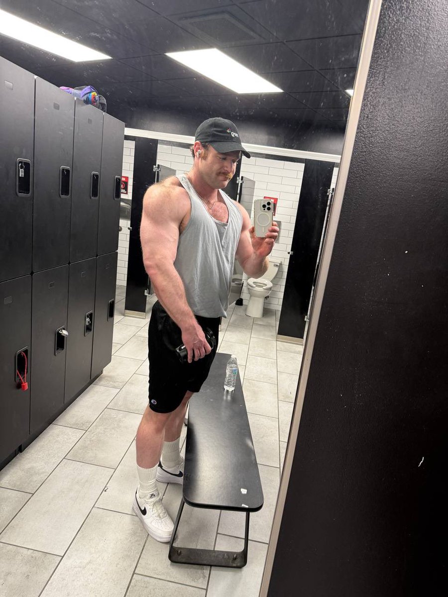 3XPOSE1's tweet image. DM for more #muscle #lgbt #gay