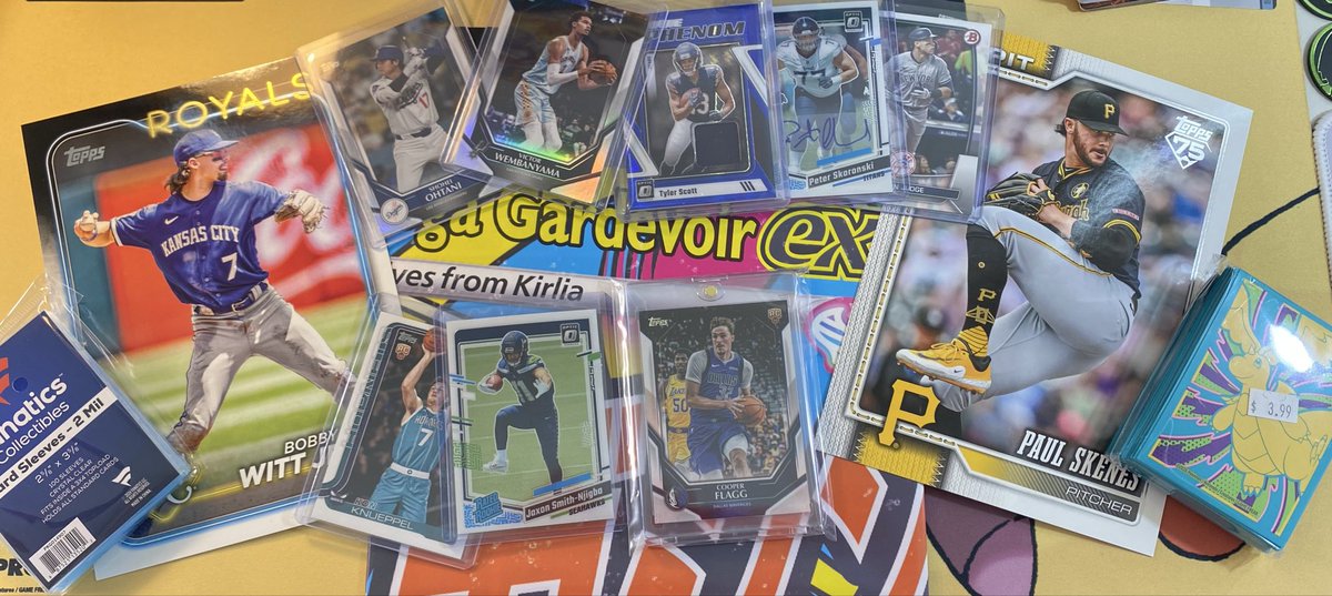 #giveaway Cooper Flagg Topps collectors kit RC mag'd up w/ all cards  shown plus mega gardevoir ex poster jumbo Bobby & Paul ascended sleeves  fanatics sleeves all free! winner picked randomly