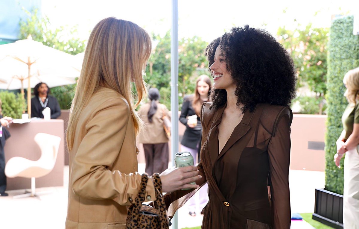 Grace Van Patten Updates tweet media