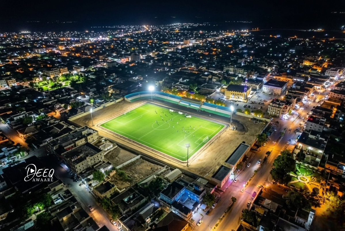 Omar_Hayier's tweet image. #Shuhadada #Stadium #Bosaso 🏟️ 🌉

©️ Deeq Awaare📸