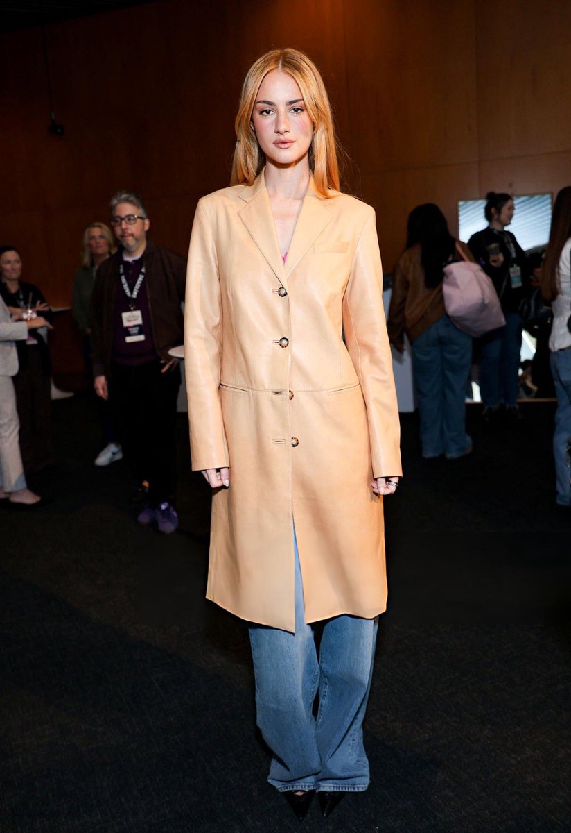 Grace Van Patten Updates tweet media