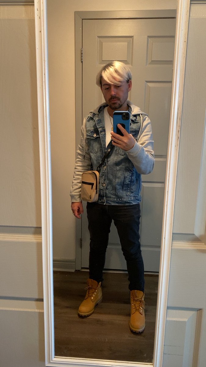 Carlos_Castalez's tweet image. Today YOU are YOU, that is TRUER than TRUE! There NO ONE alive who is YOU-ER than YOU.
- Dr. Seuss
#youareyou #beyourself