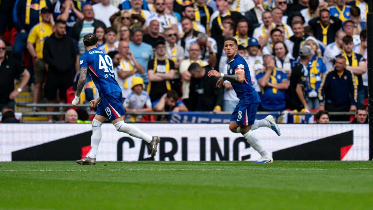 paixebala's tweet image. Επαγγελματική νίκη και τελικός για την Τσέλσι (video) #διεθνή #England 
#ChelseaFC #paixebala 
paixebala.gr/podosfairo/die…