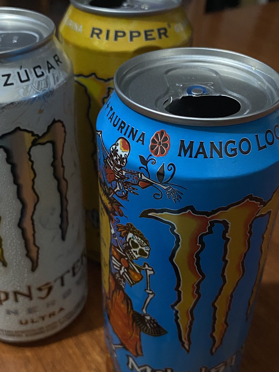 badfacesaraposts tweet media