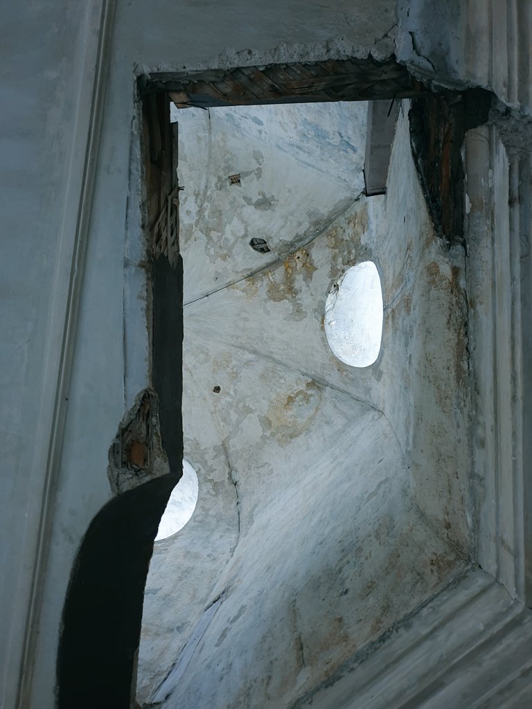 OlimpiusInferno tweet media