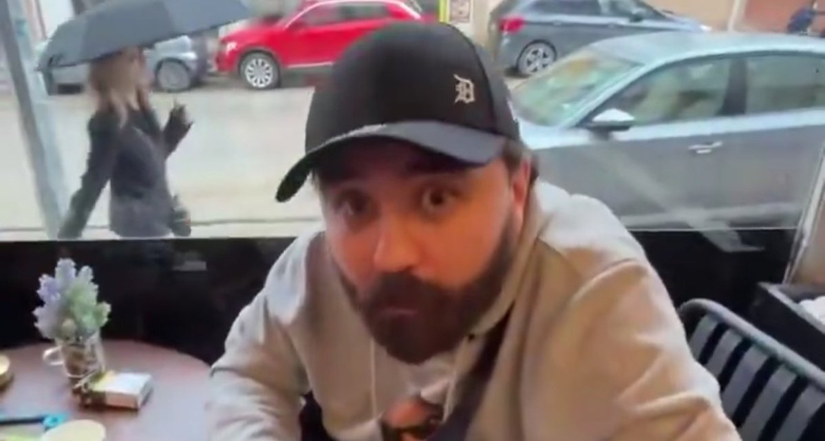 Rrebel1on tweet media