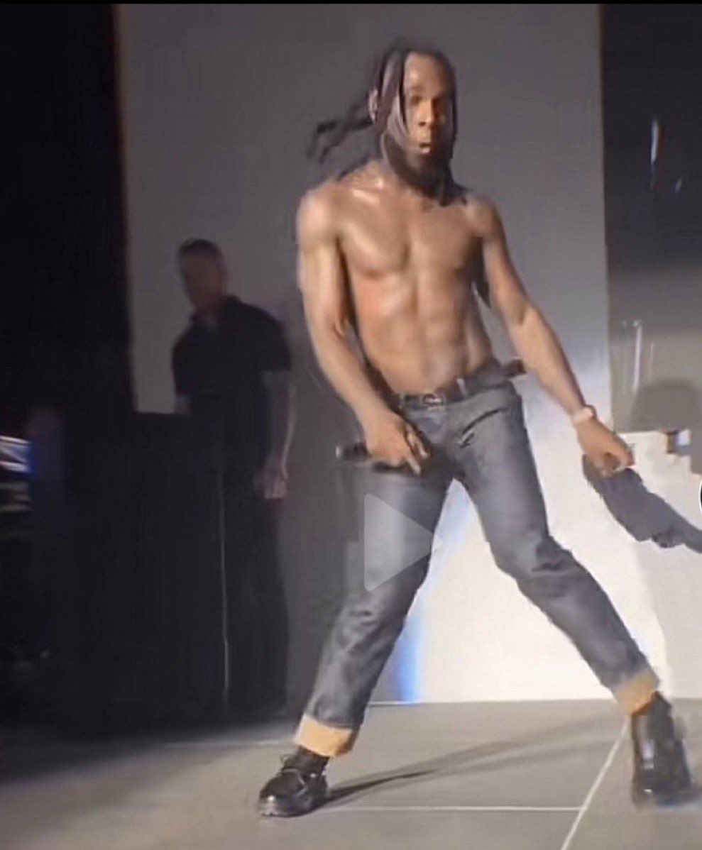 SHAGGYZEE tweet media