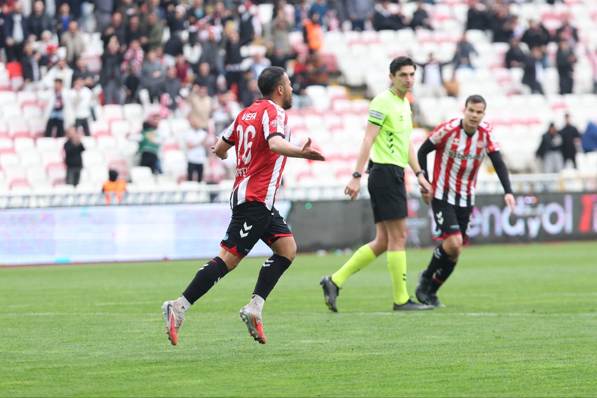 _MFY96's tweet photo. 😎 @Sivasspor https://t.co/xUUDcwZHqC