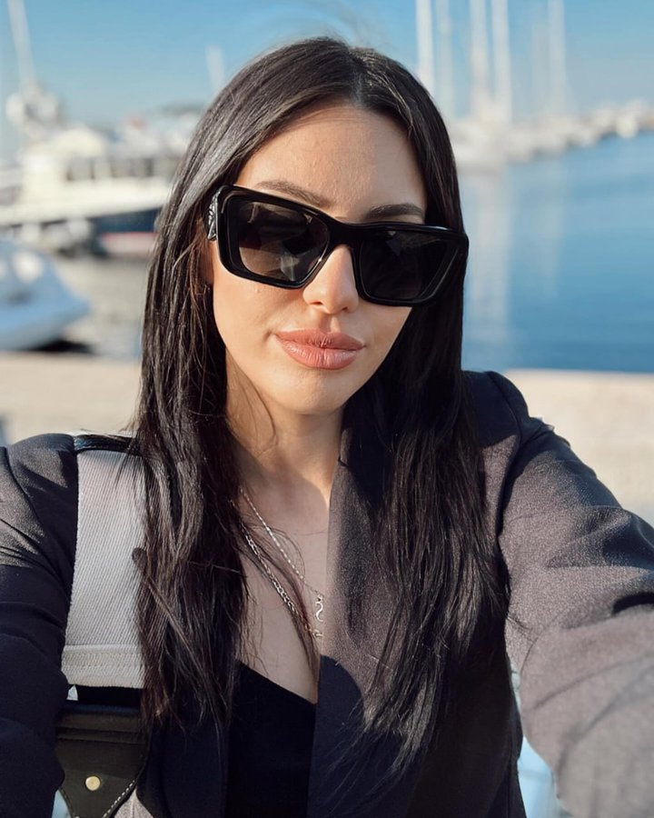 carol ali tweet media