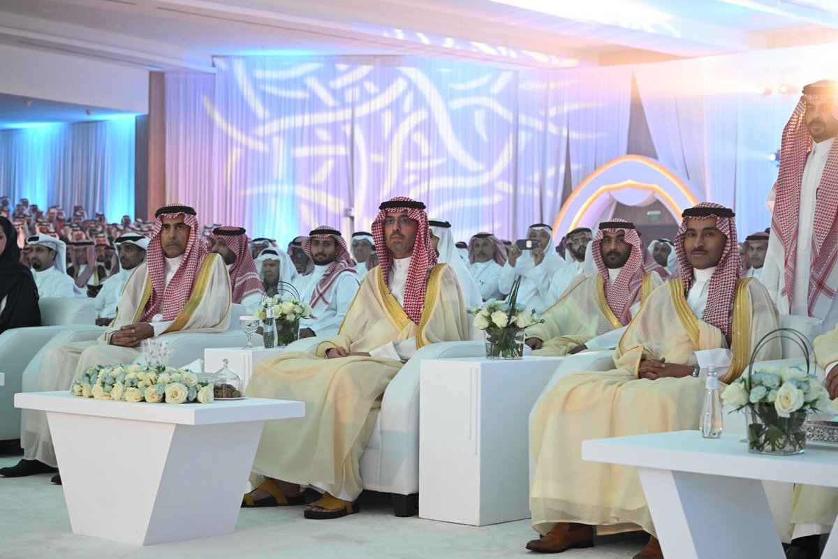 جامعة جدة tweet media