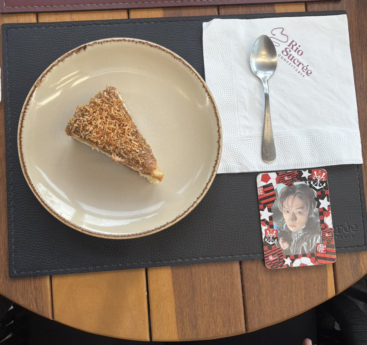 tata vai ver o bts, jackson e o enhypen tweet media