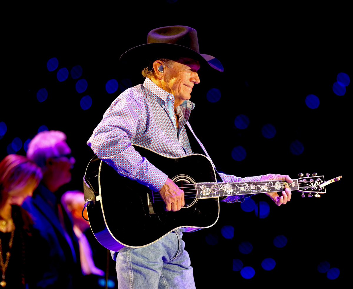 George Strait tweet media