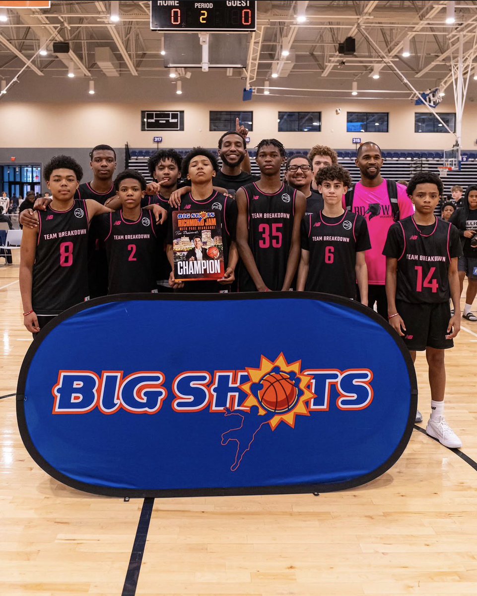 BIG SH🏀TS tweet media