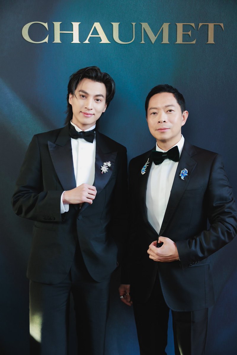 22.04.26  กลัฟ คณา​วุฒิ​ ในงานกาล่า A Journey Through Nature, the new Chaumet High Jewellery collection ณ กรุงปารีส

GULF AT CHAUMET​ GALA NIGHT
#ChaumetxGulf
#Chaumet
#GulfKanawut
#ChaumetHighJewellery #AJourneyThroughNature
<a href="/gulfkanawut/">gulfkanawut</a> <a href="/Chaumet/">Chaumet</a>