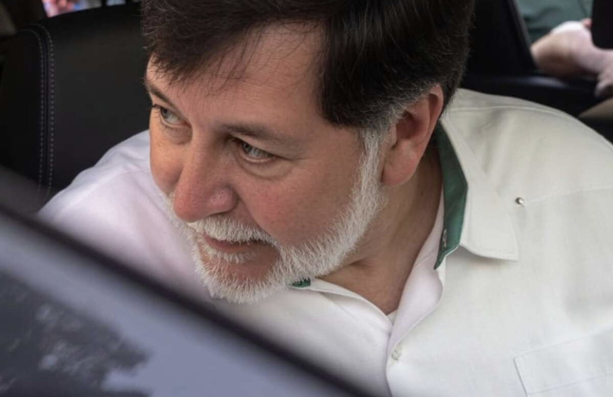 politicomx's tweet image. 🎥🔥#VIDEO Ciudadano encara a Noroña en Sinaloa: “¿Qué se siente ser un traidor a la patria?”

👉 goo.su/6tl17K

El senador Gerardo Fernández Noroña fue confrontado por un ciudadano en Sinaloa en un momento que quedó captado en video.

El episodio se suma a las