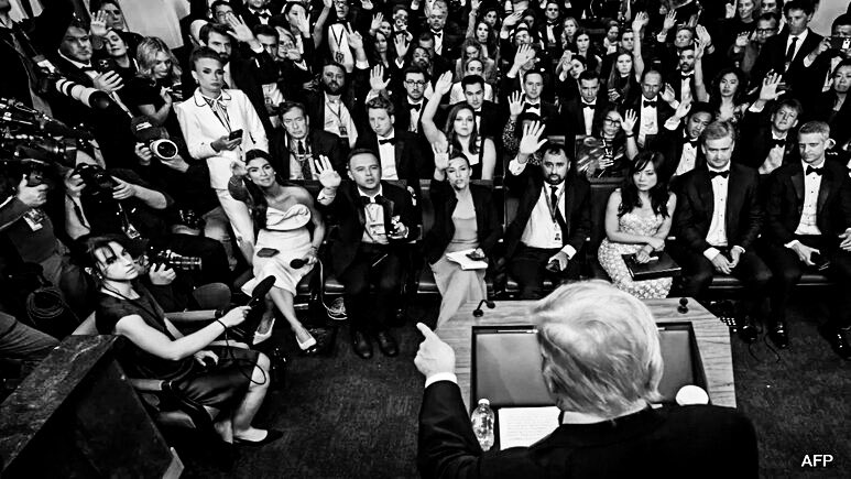 Speaker Johnson War Room tweet media