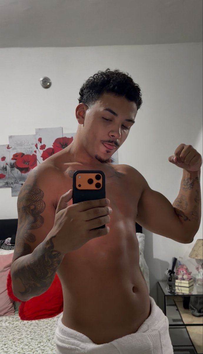 Ryan Santos tweet media