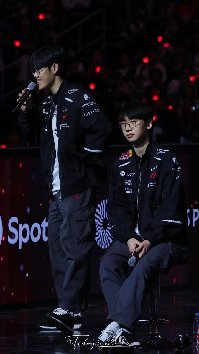 War Deey 🐯🐿️ tweet media